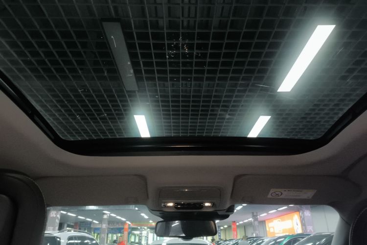 林肯 冒险家 2022款 改款 2.0T 两驱尊雅版局部细节22