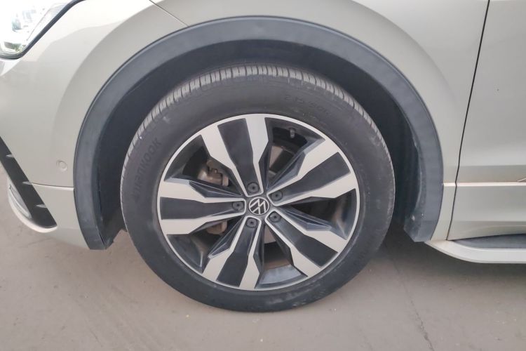 大众 途观L 2022款 330TSI 自动两驱R-Line越享版车身外观6001