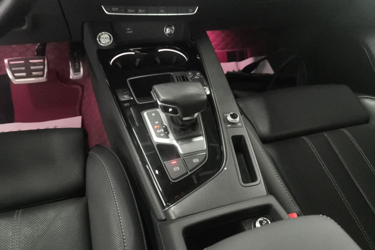 奥迪A4L 2024款 40 TFSI 豪华动感型局部细节18