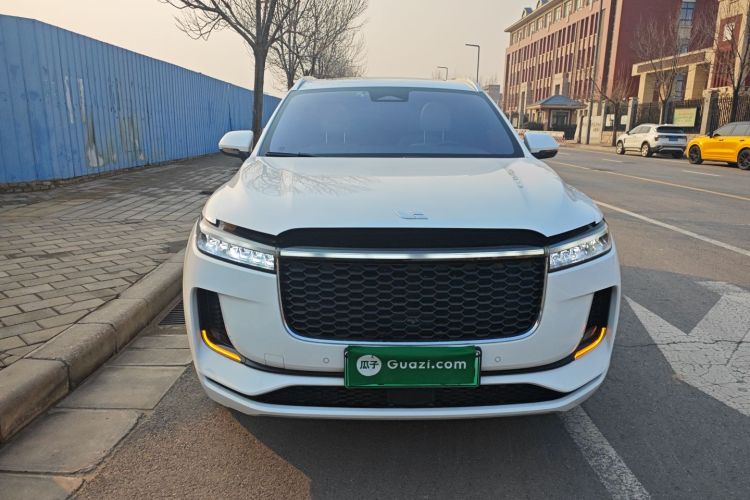 理想汽车 理想ONE 2021款 增程6座版车身外观2