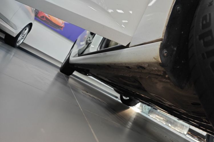 别克 君威 2020款 552T 精英型局部细节9001