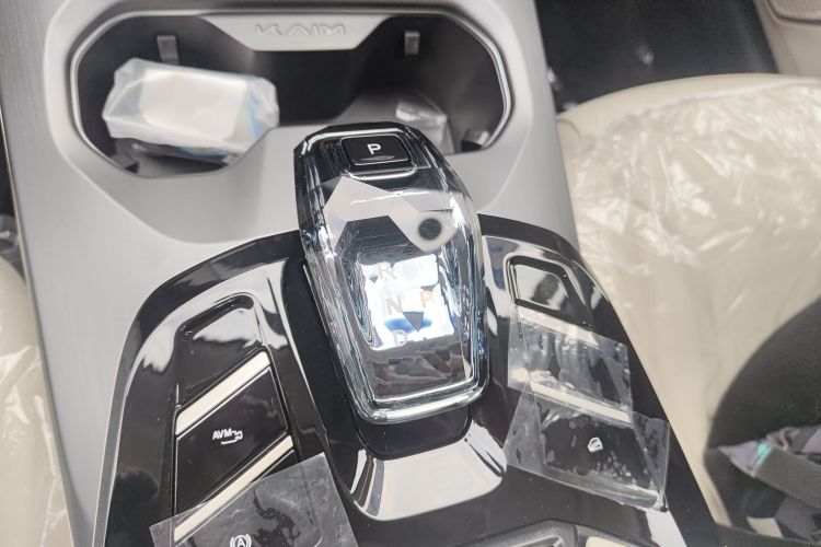 凯翼昆仑新能源 2024款 昆仑iHD 150km山峰版中控内饰18