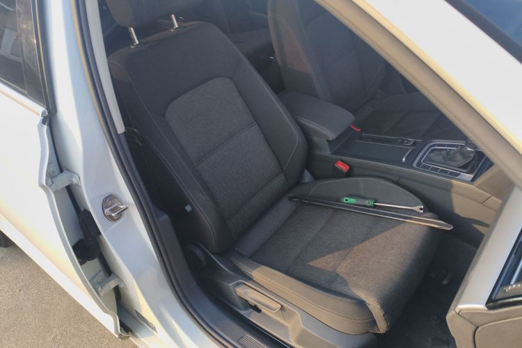 大众 蔚揽 2017款 280TSI 两驱舒行版局部细节41