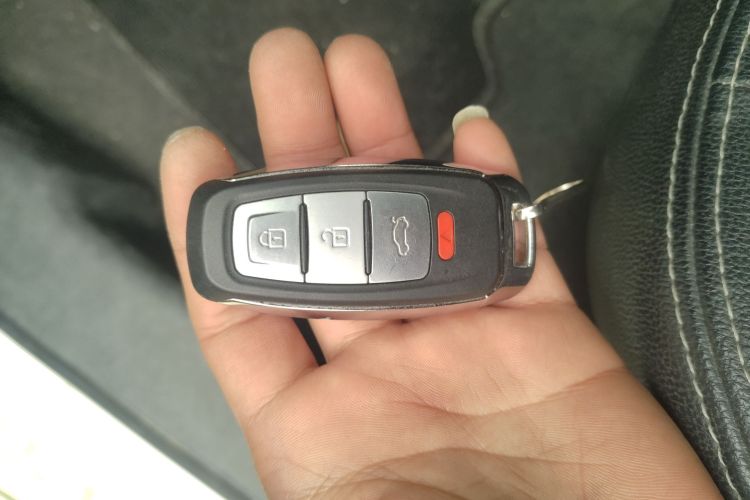 观致3 2018款 三厢 1.6L 自动领先型中控内饰11