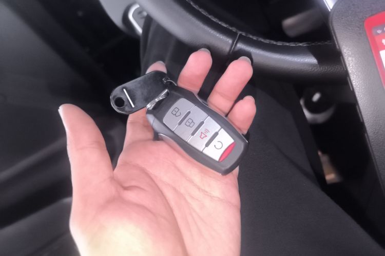 长城 炮 2023款 2.0T越野版自动汽油四驱高阶版中控内饰11