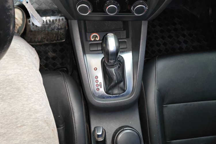 大众 速腾 2014款 改款 1.6L 自动舒适型局部细节18