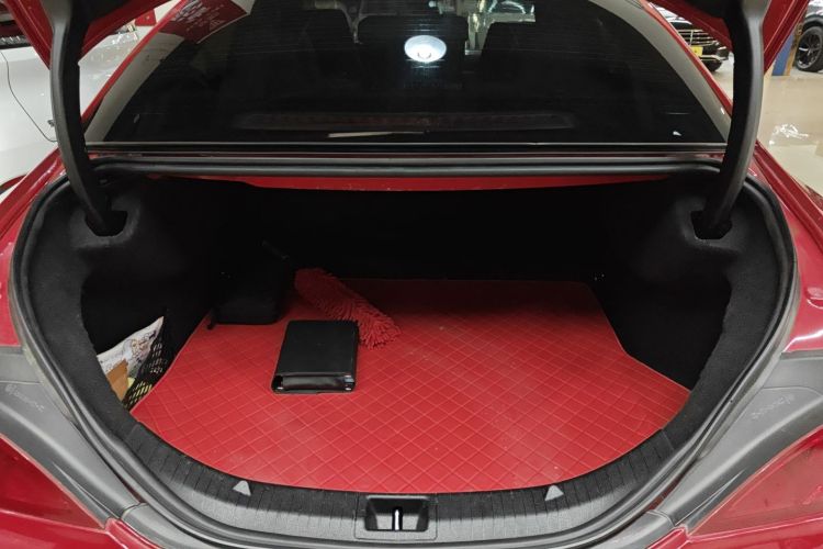 奔驰CLA 2017款 改款 CLA 200 动感型机舱底盘23