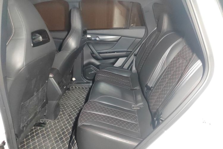 海马8S 2020款 1.6TGDI DCT尊贵型中控内饰7004