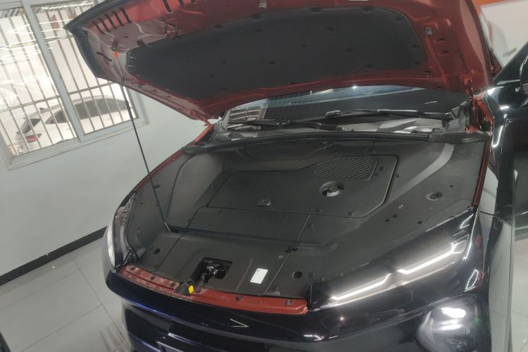 蔚来ES7 2022款 100kWh 首发版机舱底盘24