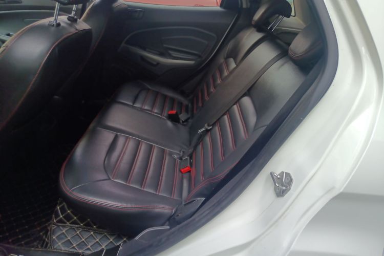 福特 翼搏 2013款 1.5L 手动舒适型中控内饰7004