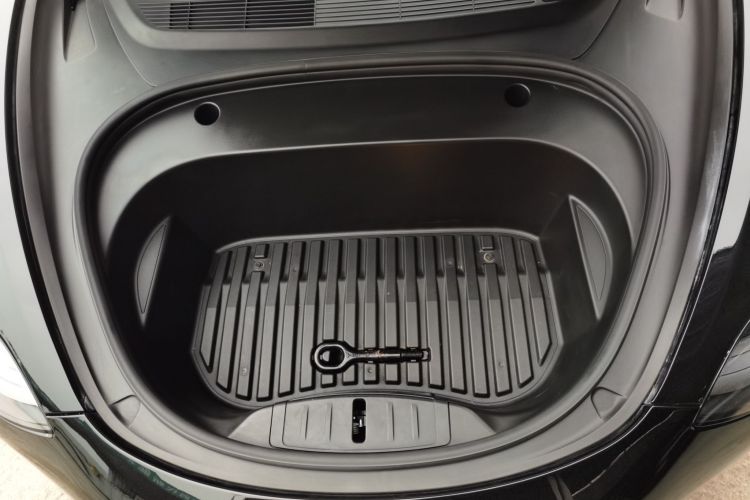 特斯拉 Model 3 2021款 标准续航后驱升级版局部细节24