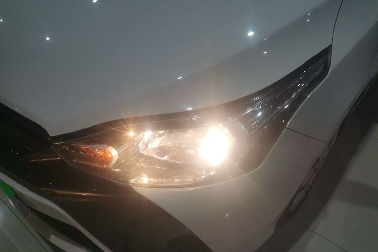 丰田 YARiS L 致炫 2022款 1.5L CVT领先PLUS版局部细节36