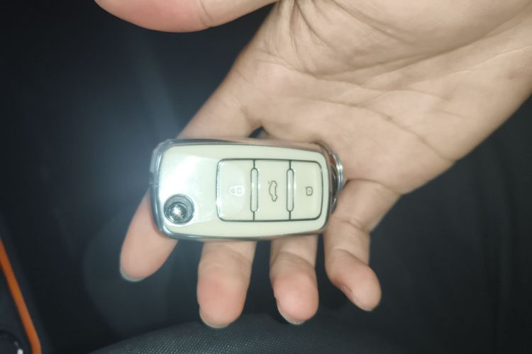 五菱汽车 宏光MINIEV 2020款 悦享款 磷酸铁锂中控内饰7001