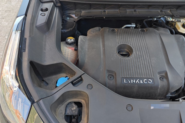 领克01 2021款 2.0TD 四驱暗夜版局部细节9006