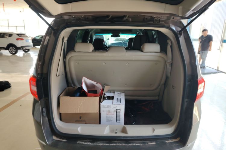 别克GL8 2017款 25S 豪华型 国V局部细节23