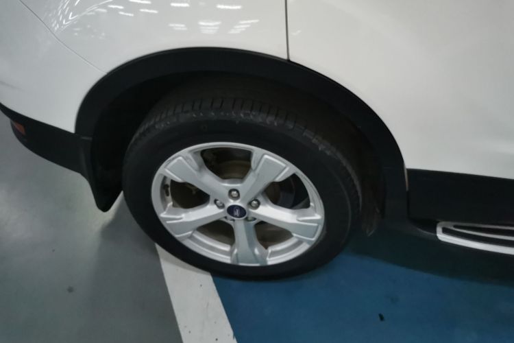 福特 翼虎 2017款 EcoBoost 180 两驱精翼型车身外观56