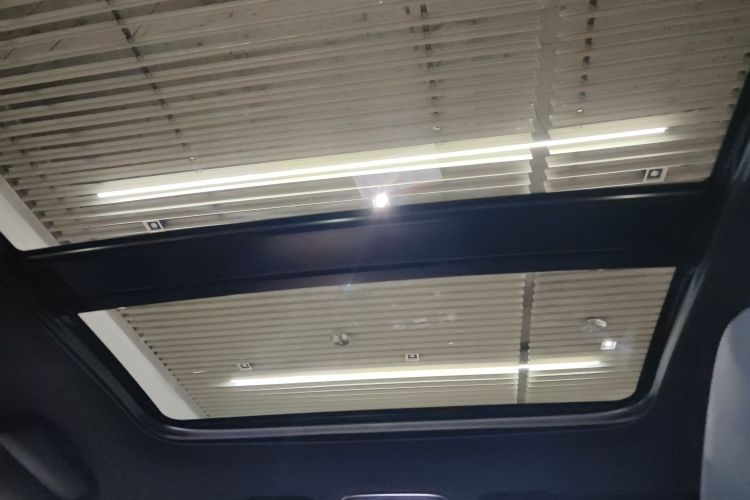 领克03 2022款 1.5TD DCT劲Pro中控内饰22