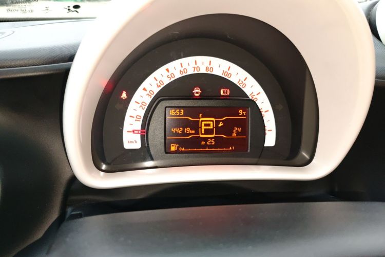 smart forfour 2016款 1.0L 52千瓦灵动版局部细节14