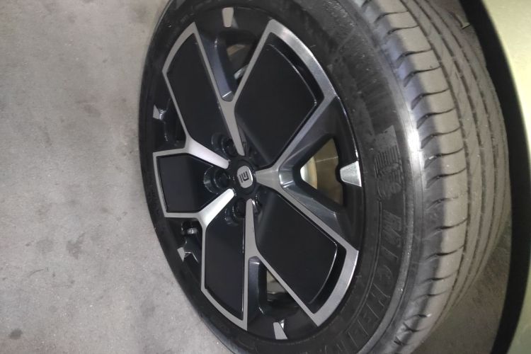 小米汽车 小米SU7 2024款 后驱标准创始版车身外观6008