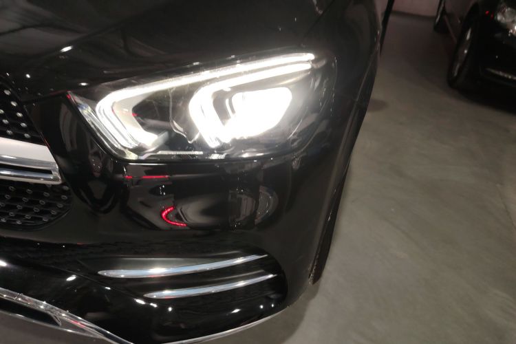 奔驰GLE 2023款 GLE 350 4MATIC 时尚型局部细节36