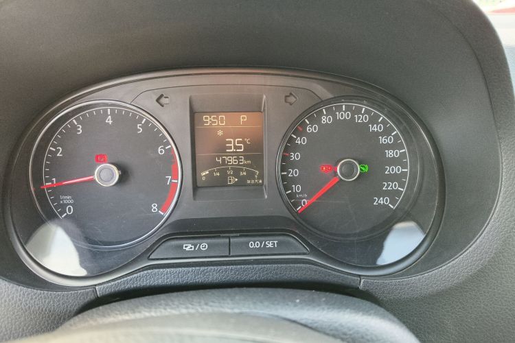 大众 Polo 2016款 1.4L 自动风尚型局部细节14