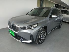 宝马iX1 2023款 xDrive30L X设计套装