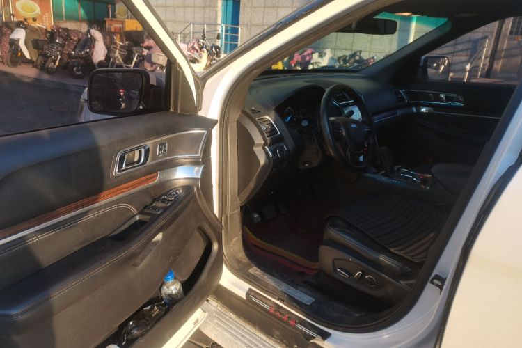 福特 探险者(进口) 2016款 2.3T 精英版中控内饰20