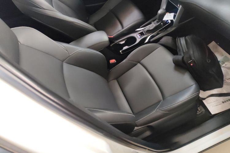 丰田 锋兰达 2022款 2.0L CVT豪华PLUS版局部细节41