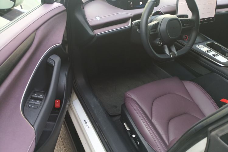 小米汽车 小米SU7 2024款 后驱长续航智驾版中控内饰7003