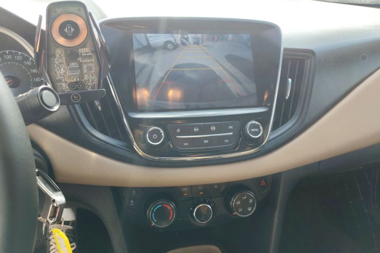 雪佛兰 科鲁泽 2020款 320 自动悦享版中控内饰16