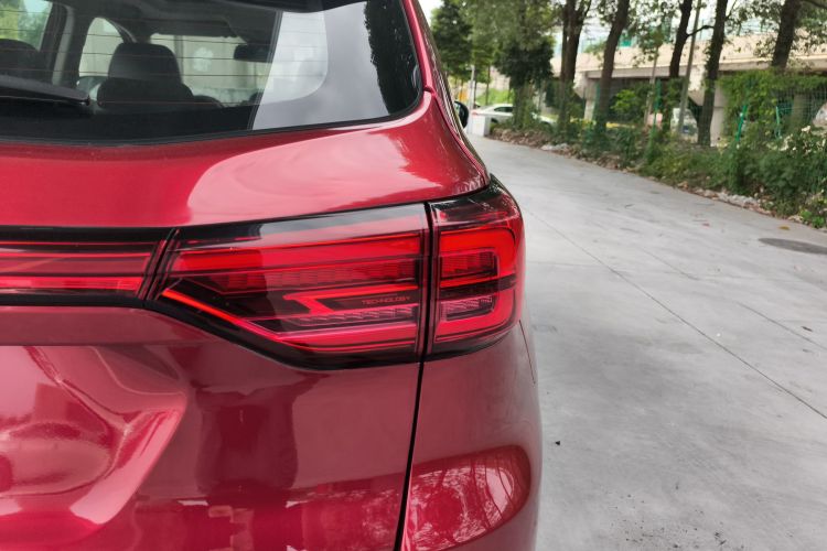 长安CS75 2020款 280T 自动雅智型 国VI车身外观9