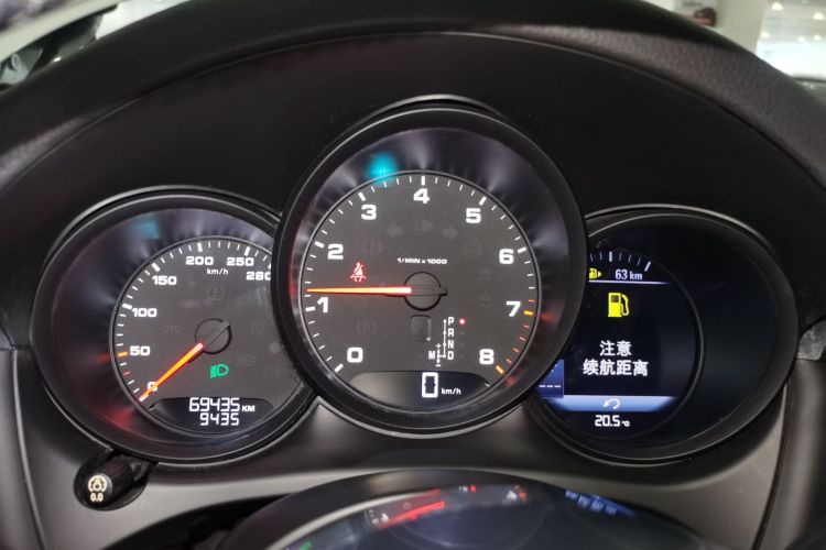 保时捷 2018款 Macan 2.0T中控内饰14