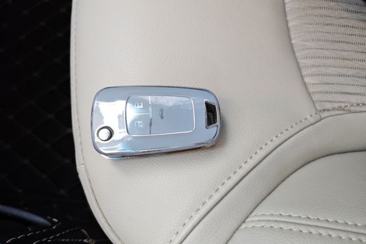 别克 英朗 2017款 15N 自动精英型中控内饰7001