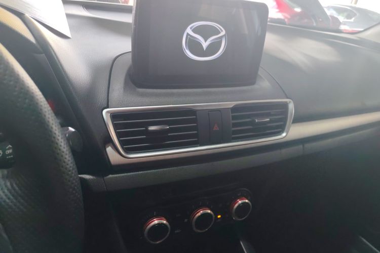 马自达3 昂克赛拉 2016款 三厢 1.5L 自动舒适型局部细节16