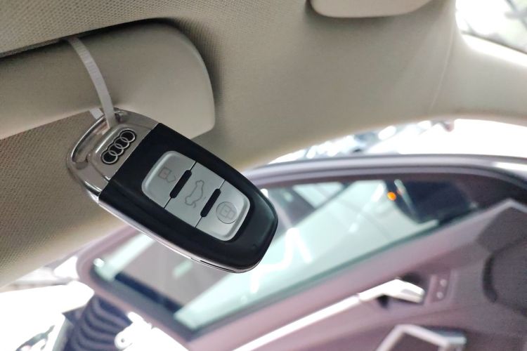 奥迪Q3 Sportback 2022款 40 TFSI 时尚型中控内饰11