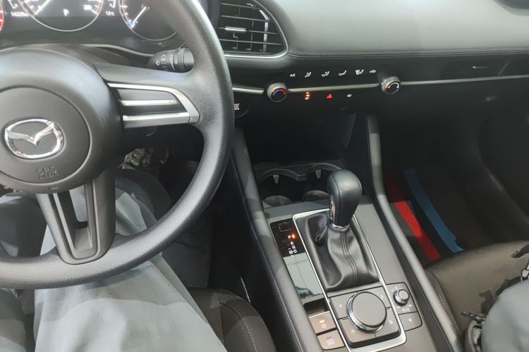 马自达3 昂克赛拉 2023款 2.0L 自动质擎版中控内饰18