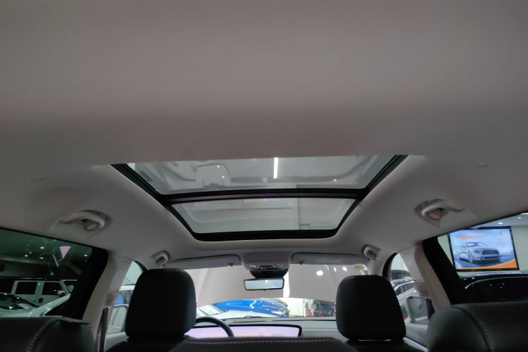 别克 2024款 昂科威Plus 28T 四驱尊享版局部细节22