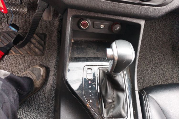 宝骏730 2019款 1.5T CVT时尚型 7座 国V中控内饰18