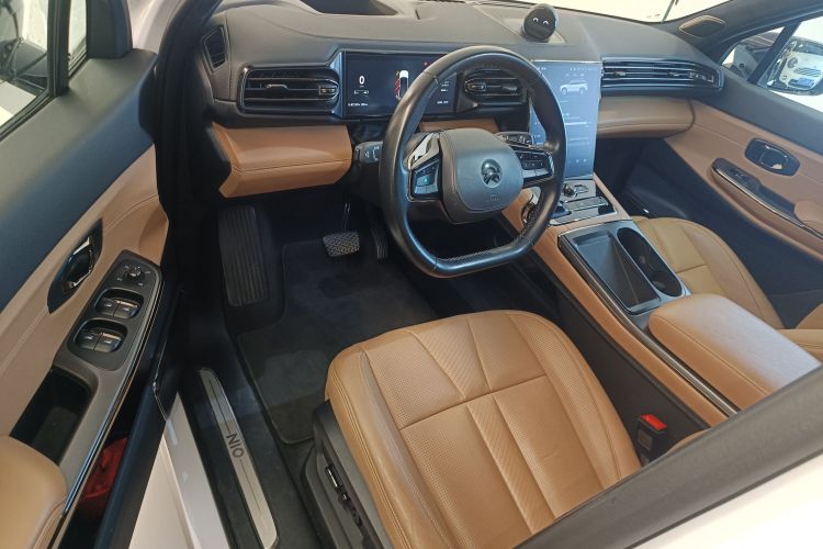 蔚来ES8 2020款 580KM 六座版中控内饰7003