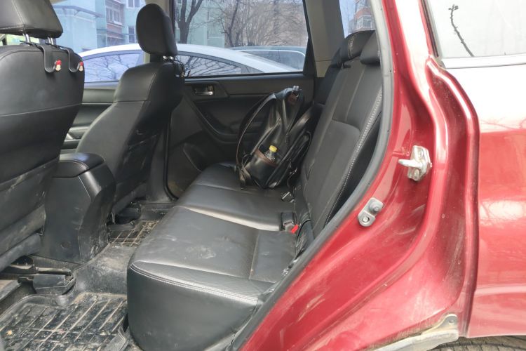 斯巴鲁 森林人 2013款 2.5i 自动豪华版中控内饰7004