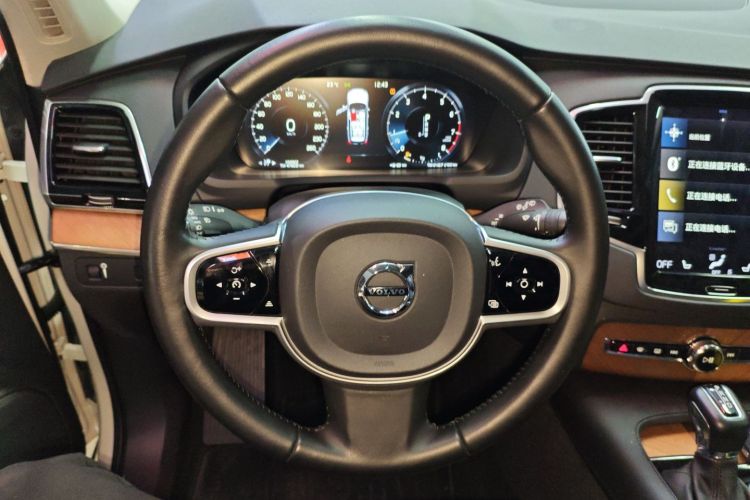 沃尔沃XC90 2019款 T6 智逸版 7座 国VI中控内饰13