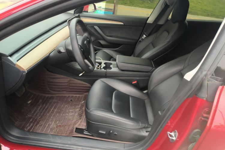 特斯拉 Model 3 2021款 标准续航后驱升级版中控内饰19