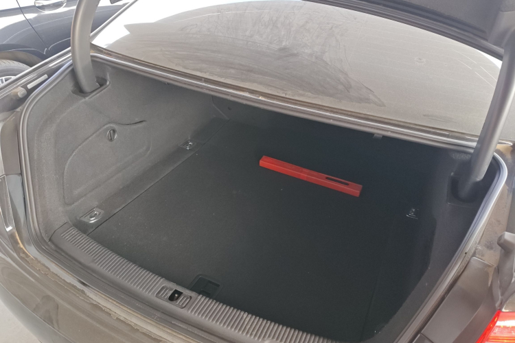 奥迪A6L 2014款 30 FSI 技术型局部细节23