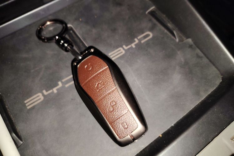 比亚迪 秦PLUS 2025款 DM-i 智驾版 55KM超越型中控内饰11