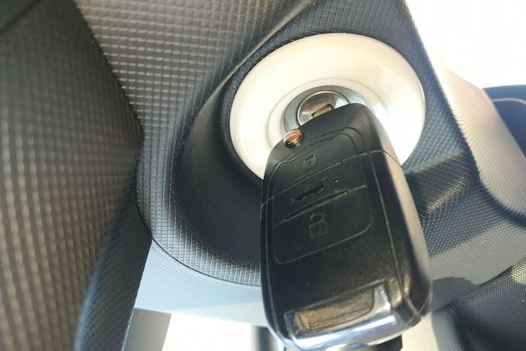 五菱汽车 宏光MINIEV 2020款 自在款 磷酸铁锂中控内饰11