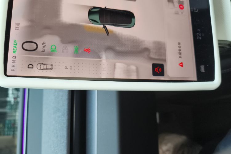 特斯拉 Model 3 2023款 后轮驱动版中控内饰18