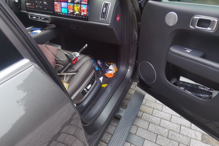 理想汽车 理想L9 2022款 Max局部细节9005