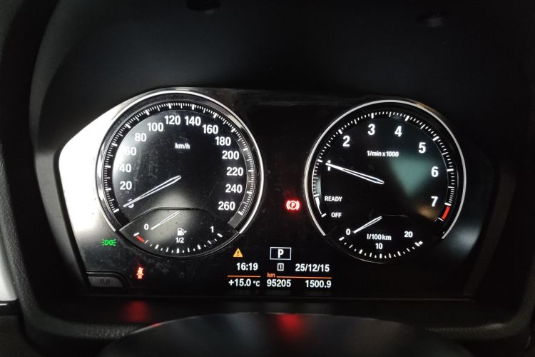 宝马X1 2019款 sDrive20Li 领先型中控内饰14