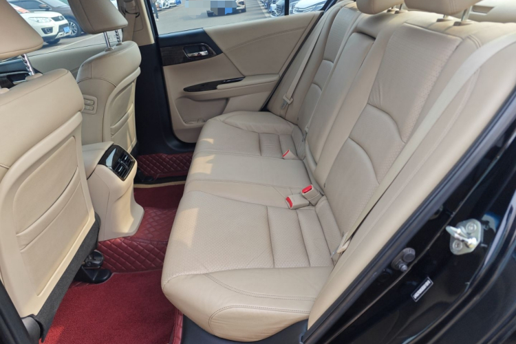 本田 雅阁 2014款 2.4L EX 豪华版中控内饰21