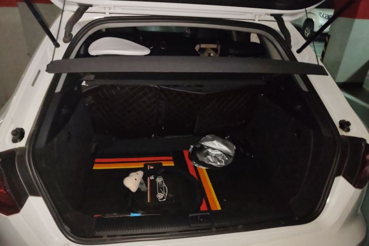 奥迪A3 2017款 Sportback 35 TFSI 进取型中控内饰23